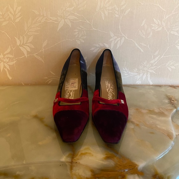 Salvatore Ferragamo Shoes - Salvatore Ferragamo Collection Women Velvet Shoes Florence, Italy Size 6.5 B